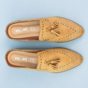 ADLINE STUDDED TASSEL LOAFER - CAMEL NWT/NEWMi.iM